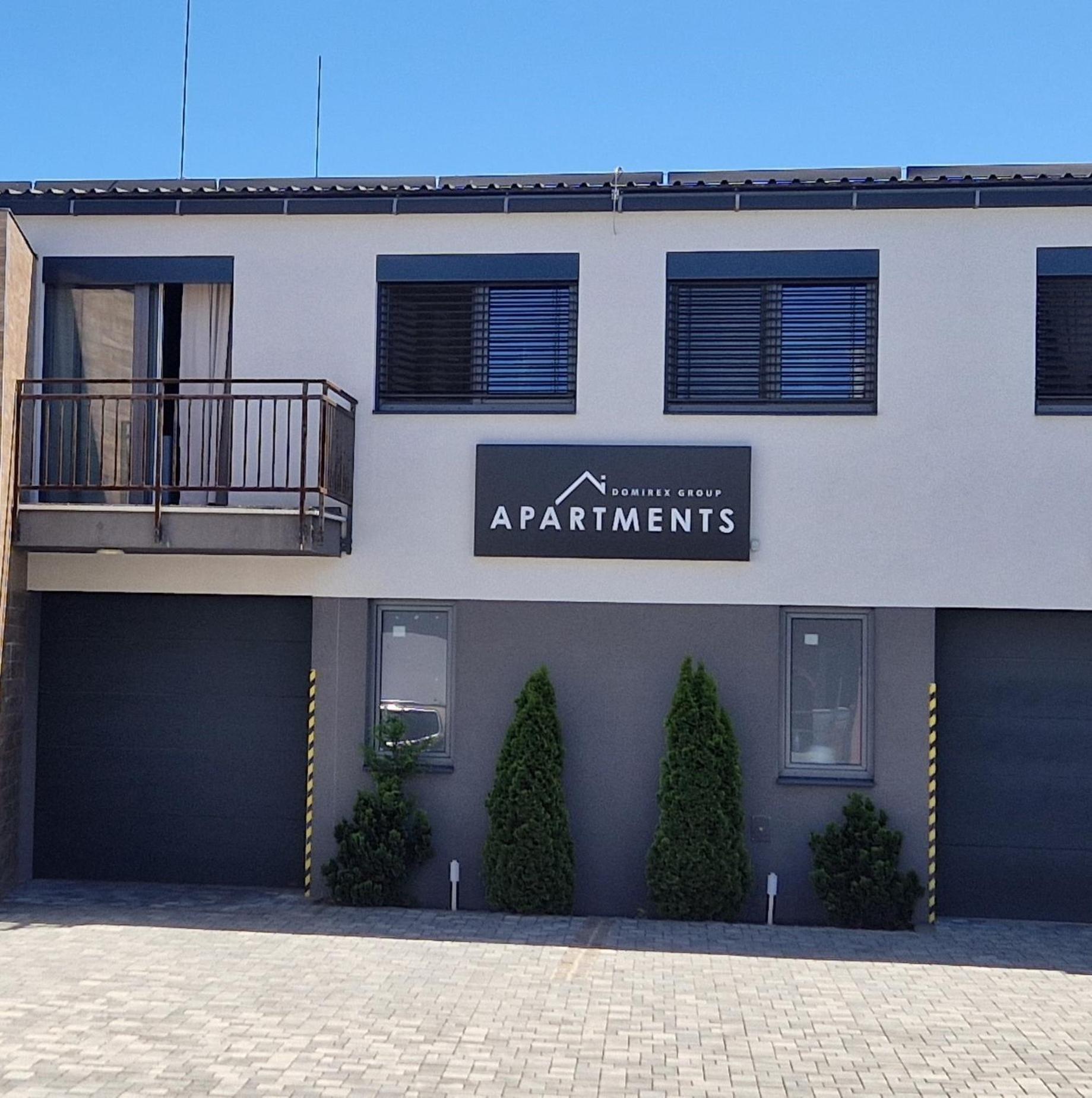 Domirexgroup Apartments Lučenec Exteriör bild